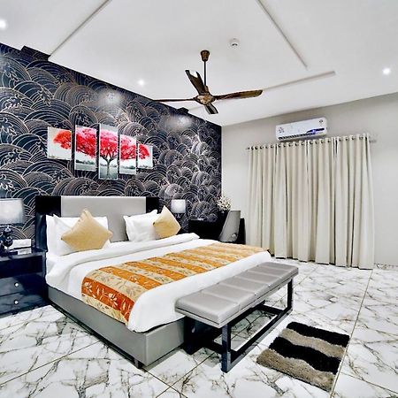 Hotel Kings Heritage Сурат Экстерьер фото